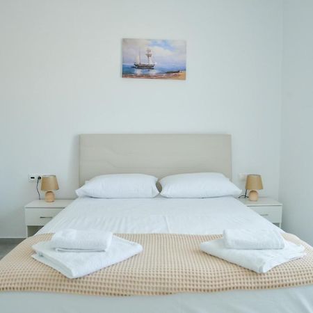 Zeras Apartments Adamantas  ภายนอก รูปภาพ