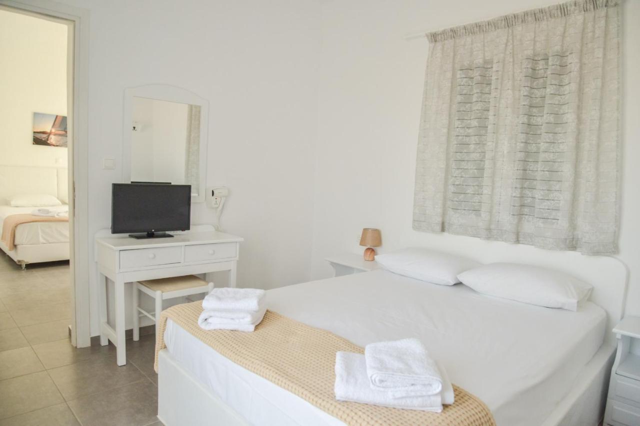 Zeras Apartments Adamantas  ภายนอก รูปภาพ